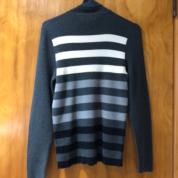 Ralph Lauren women’s XL gray striped knit sweater - Picture 4 of 4